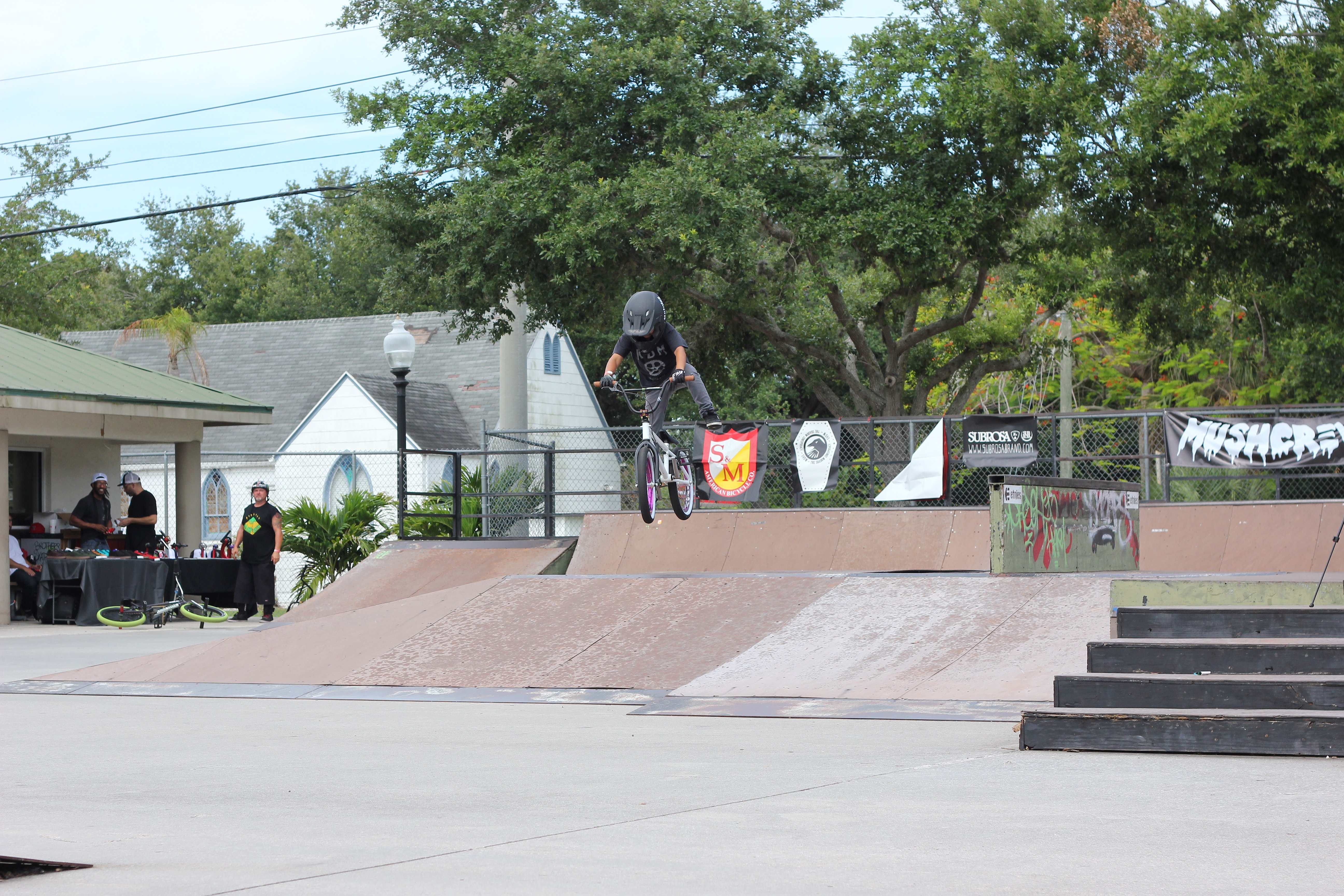 Geovanni Spado: One foot over one of the best park pyramids in Florida.